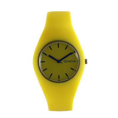 ساعت مچی عقربه ای زنانه جنوا کد mw937