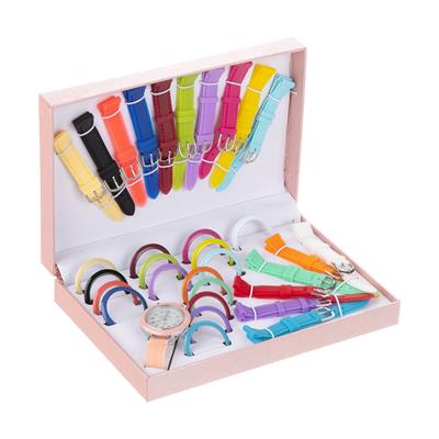 ساعت مچی عقربه ای زنانه کلاسیک کد 06