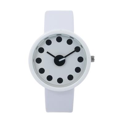 ساعت مچی عقربه ای مدل y010