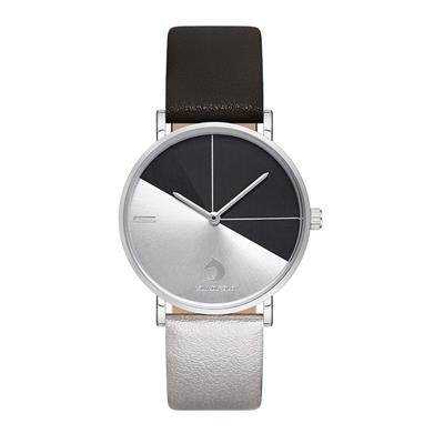 ساعت مچی عقربه ای زنانه آکوا دی پولو کد aq02