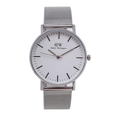 ساعت مچی عقربه ای زنانه مدل w 722 fe no se