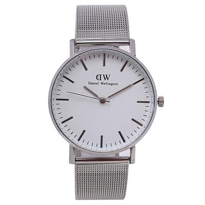 ساعت مچی عقربه ای مدل w 744 fe no se