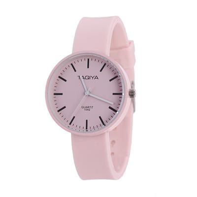 ساعت مچی عقربه ای زنانه تاکیا مدل w1043