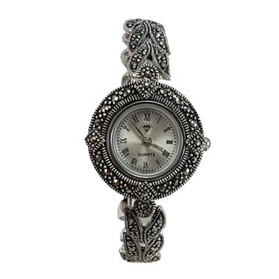 ساعت مچی عقربه ای نقره زنانه کد dn107