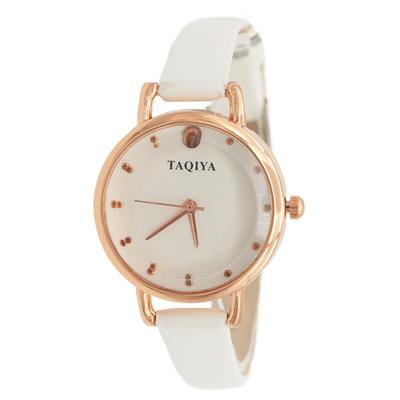 ساعت مچی عقربه ای زنانه تاکیا مدل ta1943