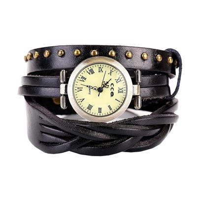 ساعت مچی عقربه ای زنانه سی سی کیو مدل 681