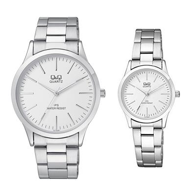 ساعت مچی عقربه ای ست مردانه زنانه کیو اند کیو مدل c212j201y به همراه دستمال مخصوص برند کلین واچ