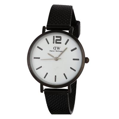 ساعت مچی عقربه ای زنانه مدل d w bk