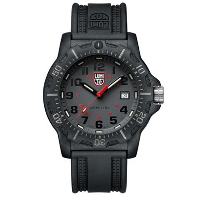 ساعت مچی عقربه ای مردانه لومینوکس مدل xl8882