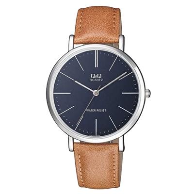 ساعت مچی عقربه ای مردانه کیو اند کیو مدل q978j312y به همراه دستمال مخصوص برند کلین واچ