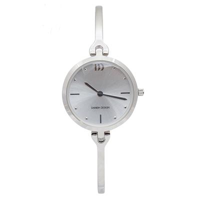 ساعت مچی عقربه ای زنانه دنیش دیزاین مدل iv62q1140