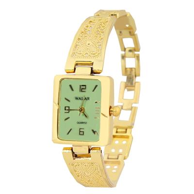 ساعت مچی عقربه ای زنانه والار مدل 7525