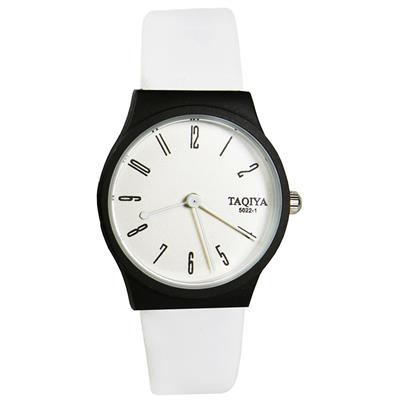 ساعت مچی عقربه ای زنانه مدل تاکیا